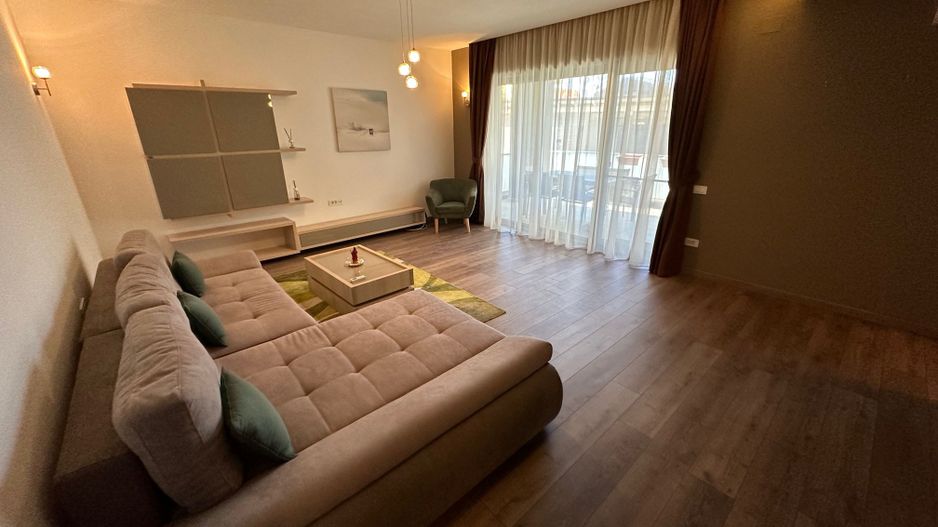 Apartament cu 3 camere de închiriat în zona Nord - Poză 7