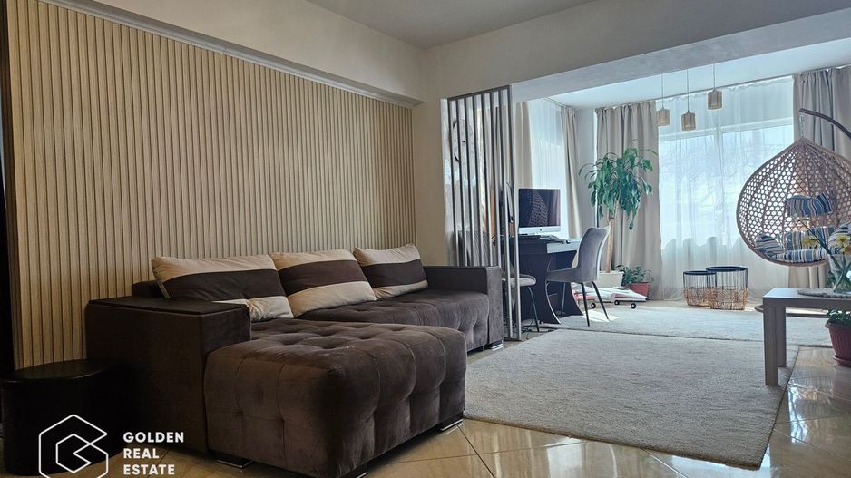 Apartament 4 camere in centru Otopeni, 2 bai, mobilat si utilat - Poză 1