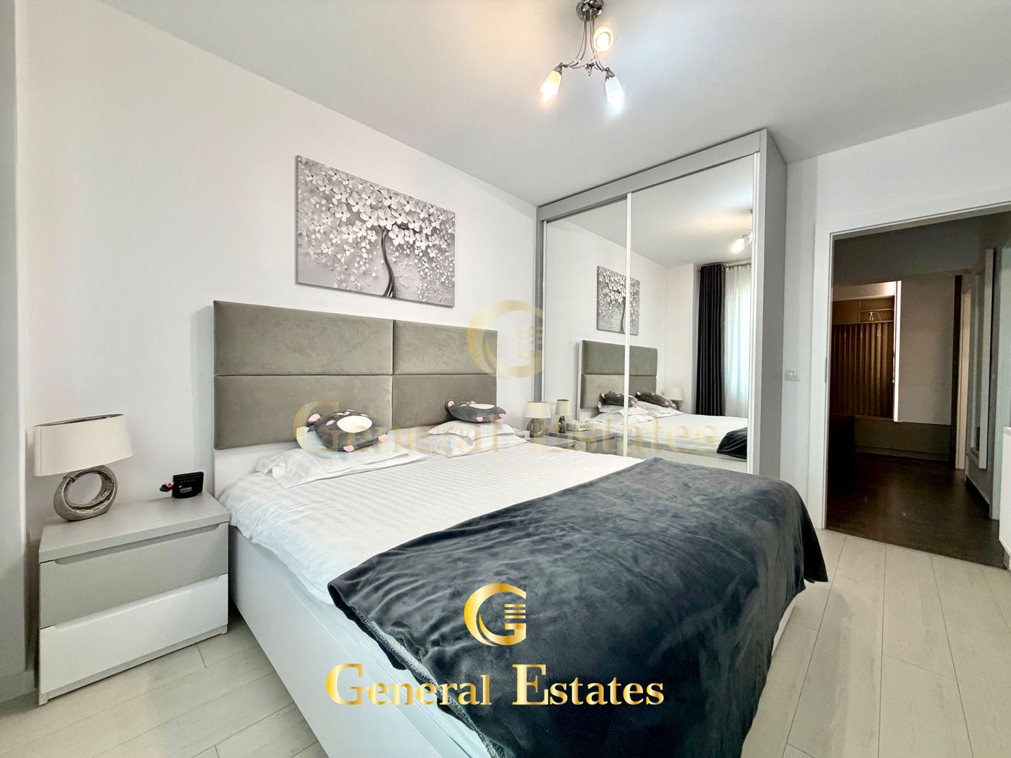 Vânzare apartament 2 camere | Fusion Towers CUG | Mobilat și utilat - Poză 1