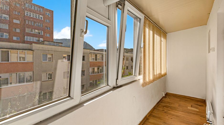 Apartament cu 3 camere de vânzare in Astra - Poză 11