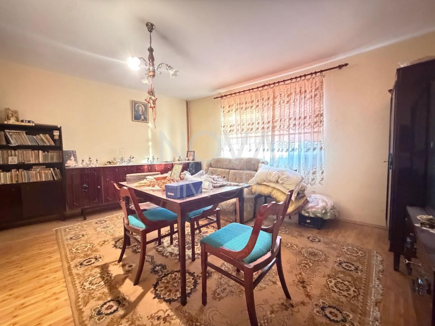 CASA DE VANZARE IN AVRIG – SPATIU GENEROS - Poză 6