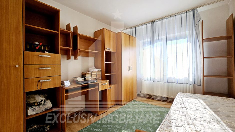 Apartament cu 3 camere decomandate, Cetate - Poză 4