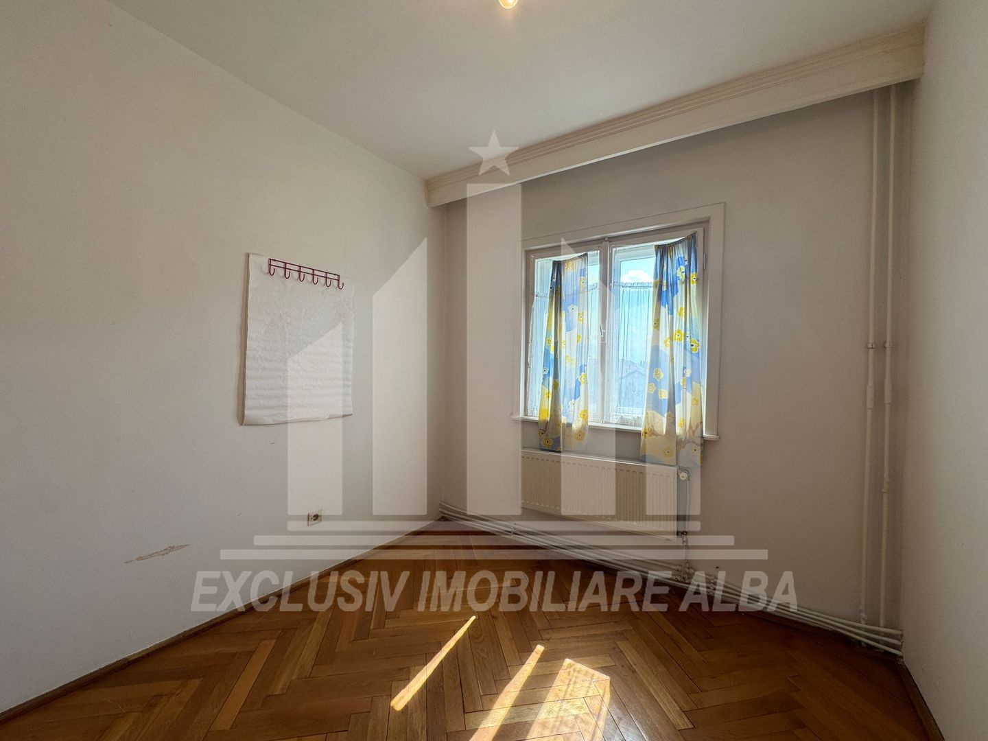 Apartament cu 3 camere decomandate, 2 bai, garaj, Caroline - Poză 8