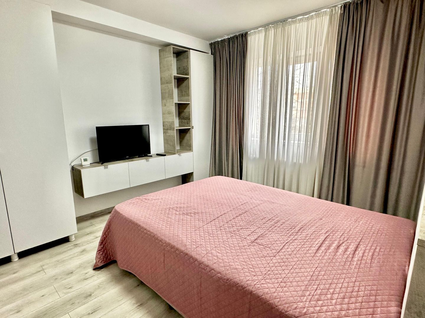 Garsoniera cu Parcare Actiunii bloc Nou Progresul Sos. Giurgiului - Poză 1