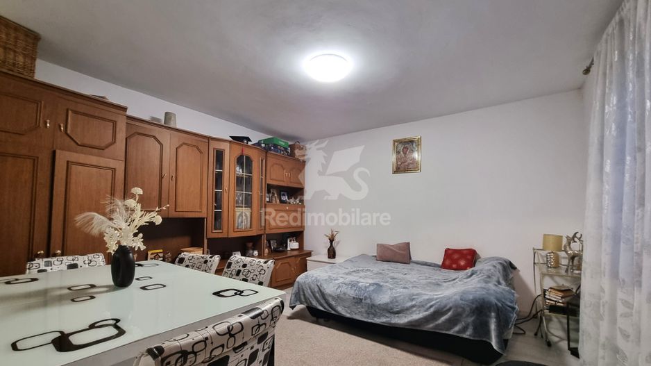 Casă funcțională, curte proprie, finisaje moderne - Poză 3