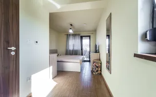 Casă cu5 camere, teren 720 mp, fotovoltaice 13 kW, Aradul Nou - Poză 12