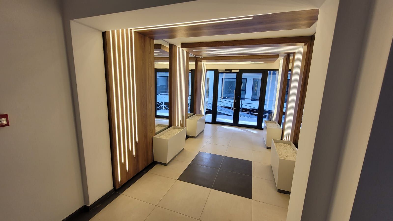 AP 3 CAM. BLOC PREMIUM ,FINALIZAT / MUTARE IMEDIATA. PALLADY! - Poză 4