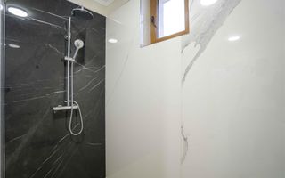 Baza de tenis si constructie moderna - Poză 25