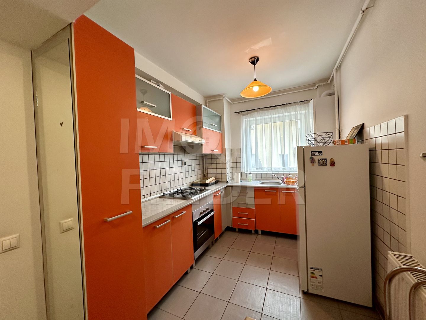 Vanzare 2 camere Zorilor, zona Profi etaj 1,  imobil nou, garaj - Poză 3