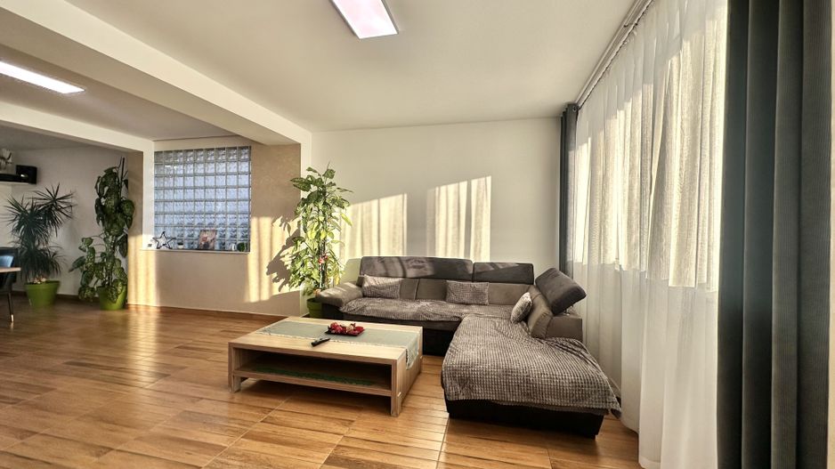 Casă tip duplex de inchiriat, Bartolomeu - Poză 4