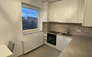 2 Camere la prima inchiriere, Tractorul - Poză 2