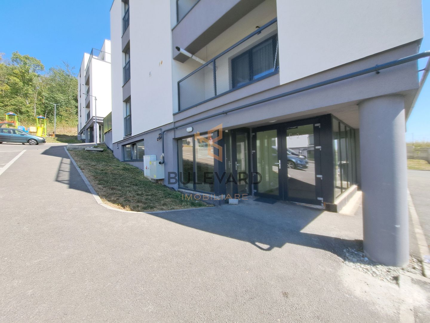 Spatiu comercial strada Oasului, zona Auchan Iris! - Poză 8