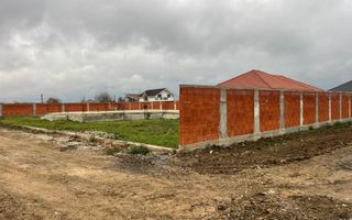 Teren intravilan, fundatie proiect casa, gard si utilitati-Zona Cheriu - Poză 3