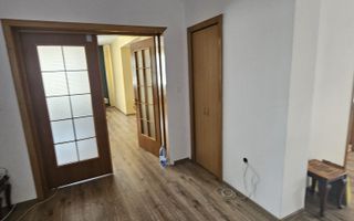 Inchiriere apartament spatios, bloc nou, garaj, Craiovei - Poză 9