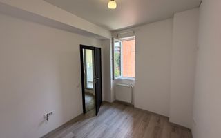 Garsonieră dublă 39mp- living + dormitor + balcon mare - Etaj 1 - Poză 5