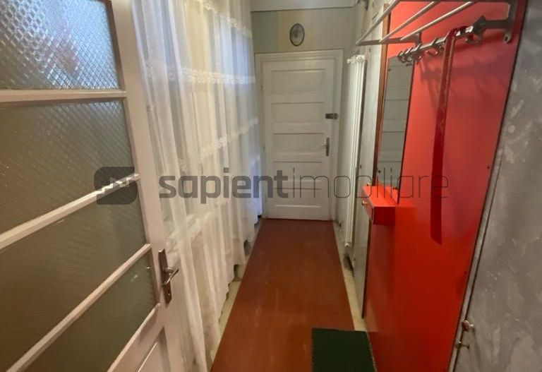 Apartament la casa situat in zona centrala - Poză 13