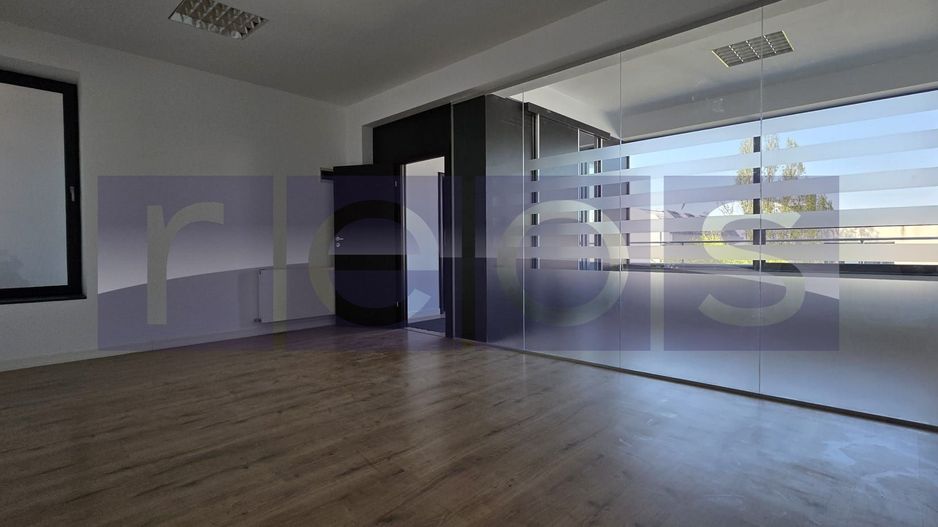 INCHIRIERE   APARTAMENT  4 CAMERE   DOROBANTI  130MP - Poză 3