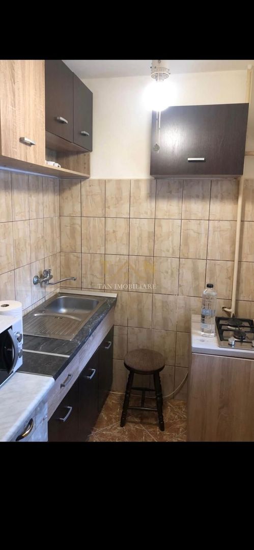 Garsoniera UMT de inchiriat 250€ - Poză 3