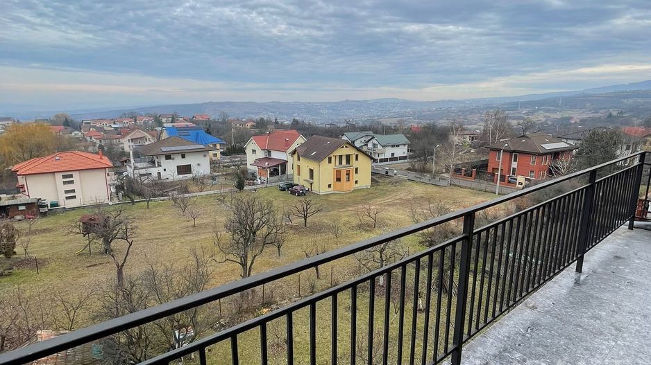 Apartament de închiriat cu 3 camere și parcare exterioară! - Poză 12