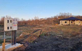 Teren intravilan de vanzare, Holboca, 886 mp, utilitati la teren - Poză 1