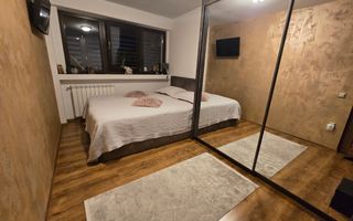 Apartament 2 Camere M-uri, Vedere spre Catedrala, Complet Renovat - Poză 6