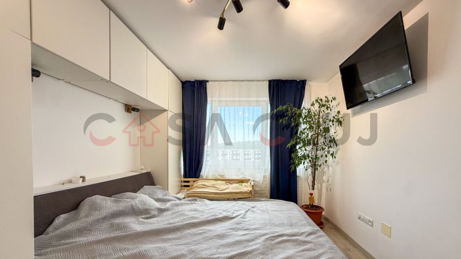 3 camere la cheie, zona Tetarom, bloc nou, garaj - Poză 1