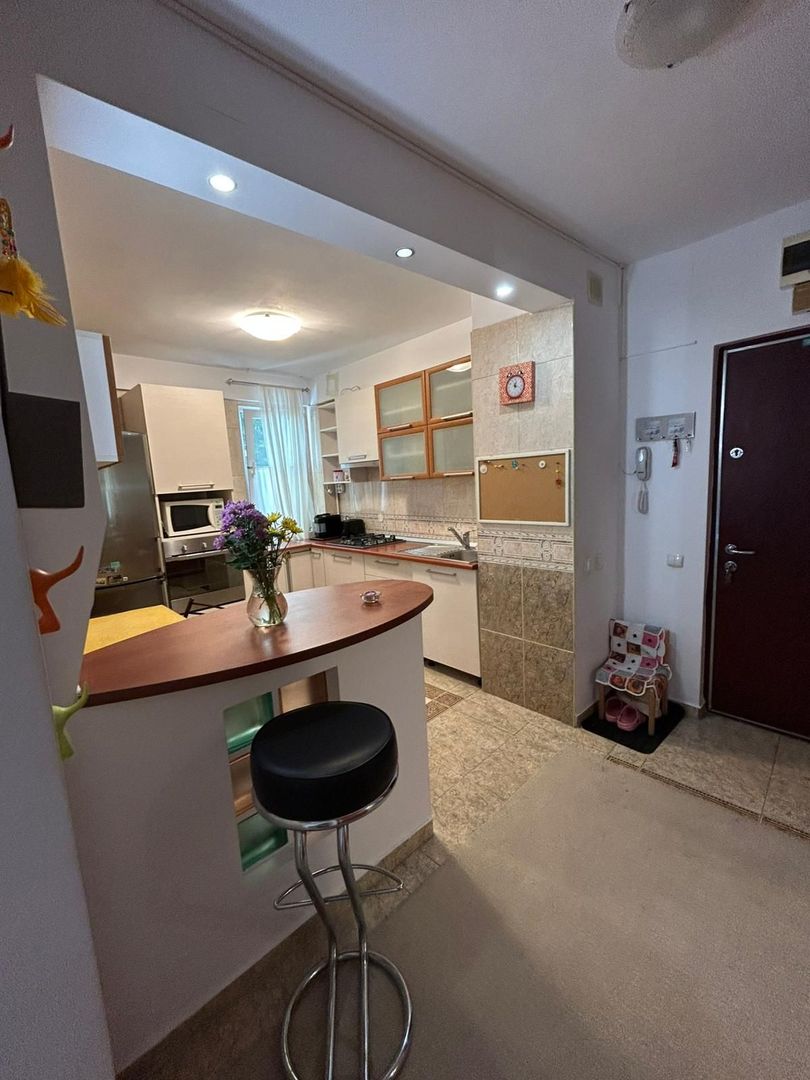 De inchiriat apartament de 3 camere in Titan, la 3 minute de metrou si parc IOR - Poză 9