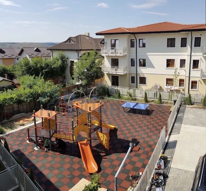 Vand ap 2 cam (3 camere) v lupului esq village boxa loc parcare 60 mp - Poză 7