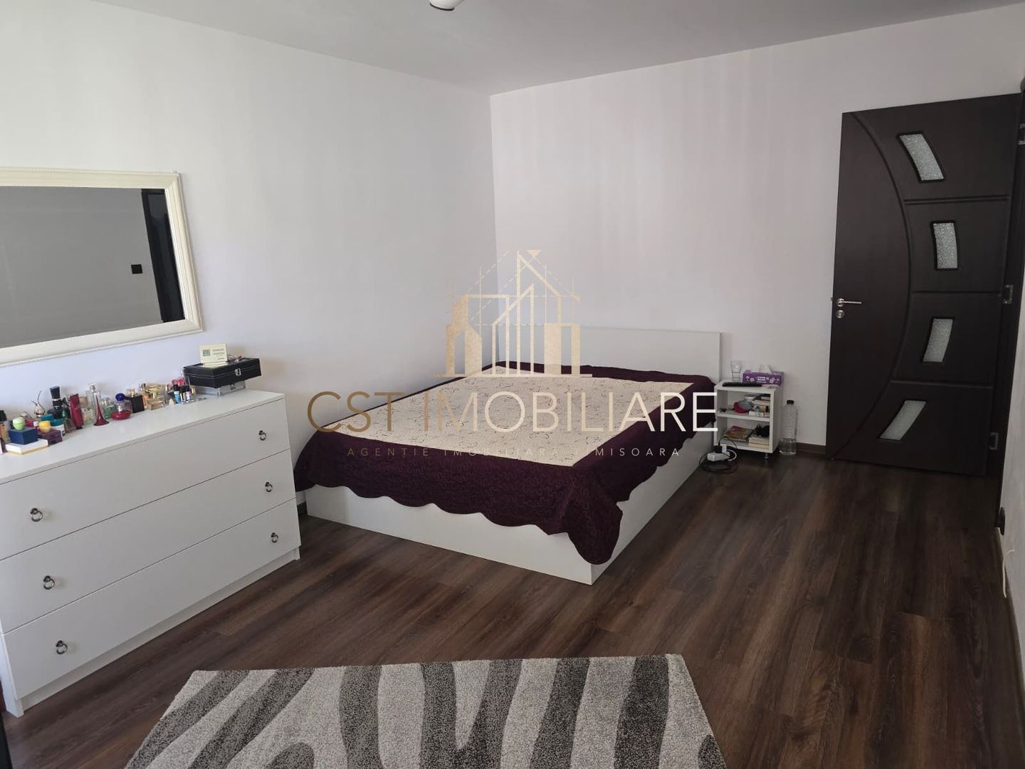 Apartament 3 camere Lipovei, decomandat, 2 balcoane - Poză 1
