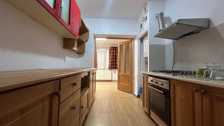 Apartament 3 camere, 100 mp, ultracentral – ideal birouri - Poză 8