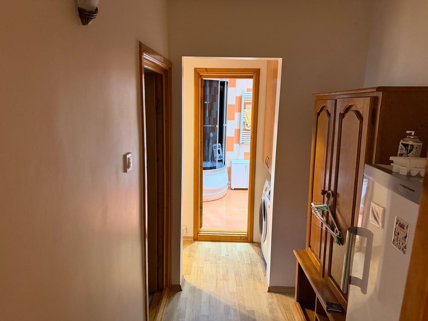 Apartament cu 3 camere, etaj 2, mobilat și utilat, zona GARA - Scoala 8; - Poză 6