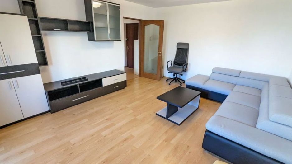 AP. 2 CAMERE RAHOVA,BUCATARIE INCHISA , LOC PARCARE,MOBILAT MODERN - Poză 2