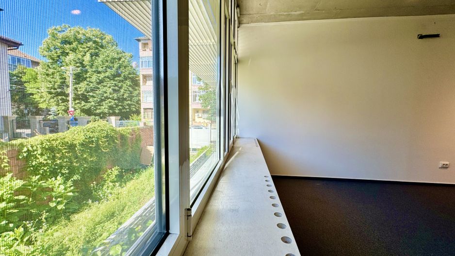 Clădire de birouri în zona Centrală - Poză 26