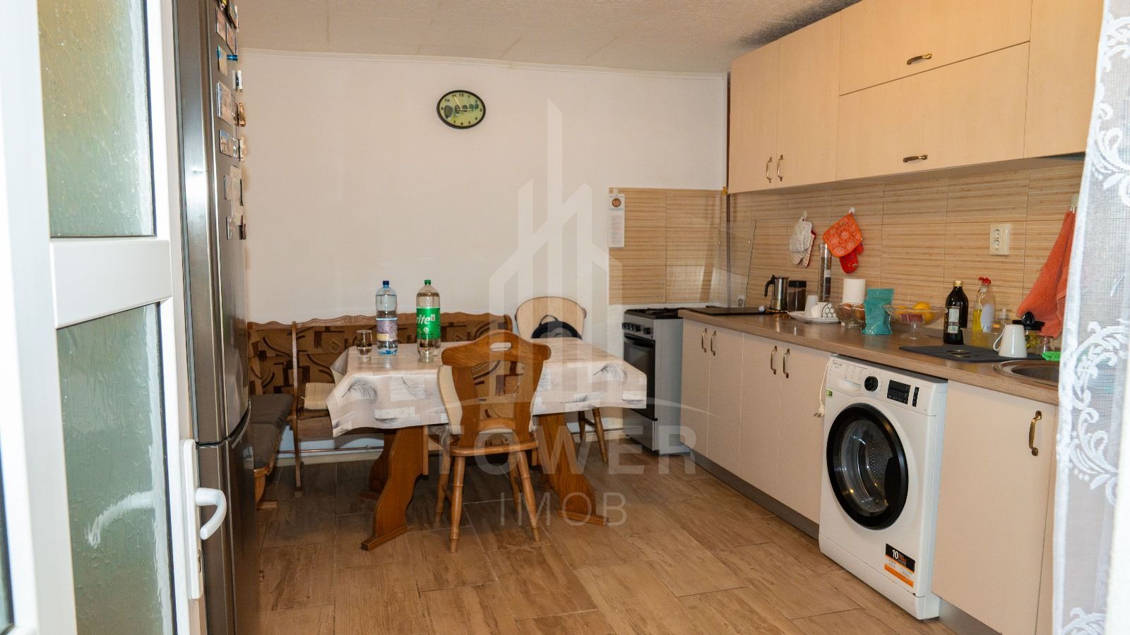 🏡 Casă spațioasă în Roșia, priveliște spre Munții Făgăraș - Comision 0% - Poză 4