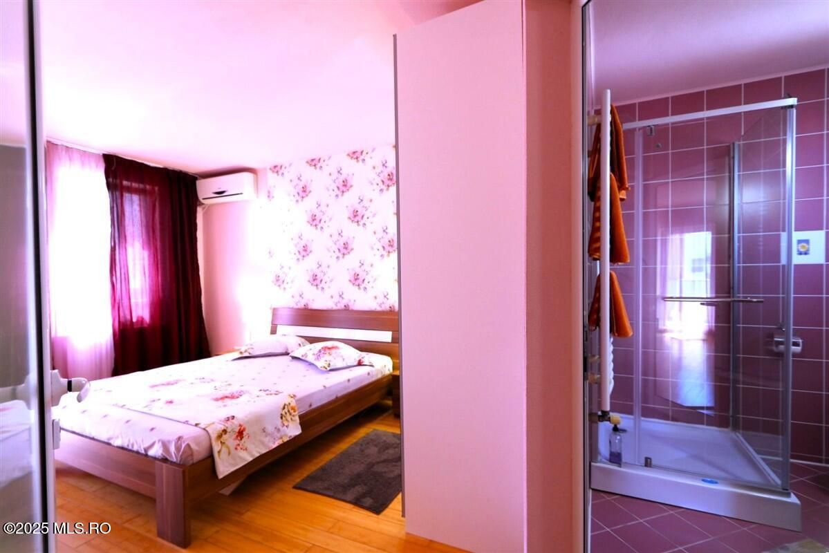 Mamaia Nord - Scoica Land, casa de vacanta la mare, P+1E+Terasa! - Poză 13