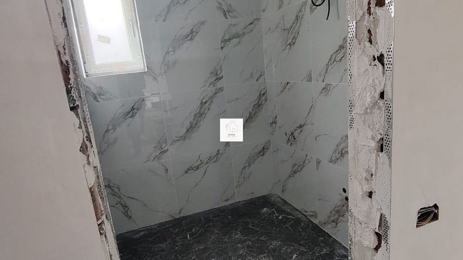 Casa 4 camere Crevedia - Poză 6