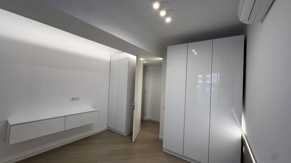 VANZARE 3 CAMERE MOBILAT CORTINA NORTH - Poză 5