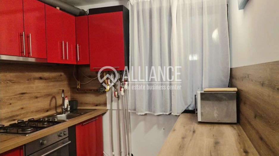 Central (cod04)-Apartament 3 camere mobilat utilat - Poză 1
