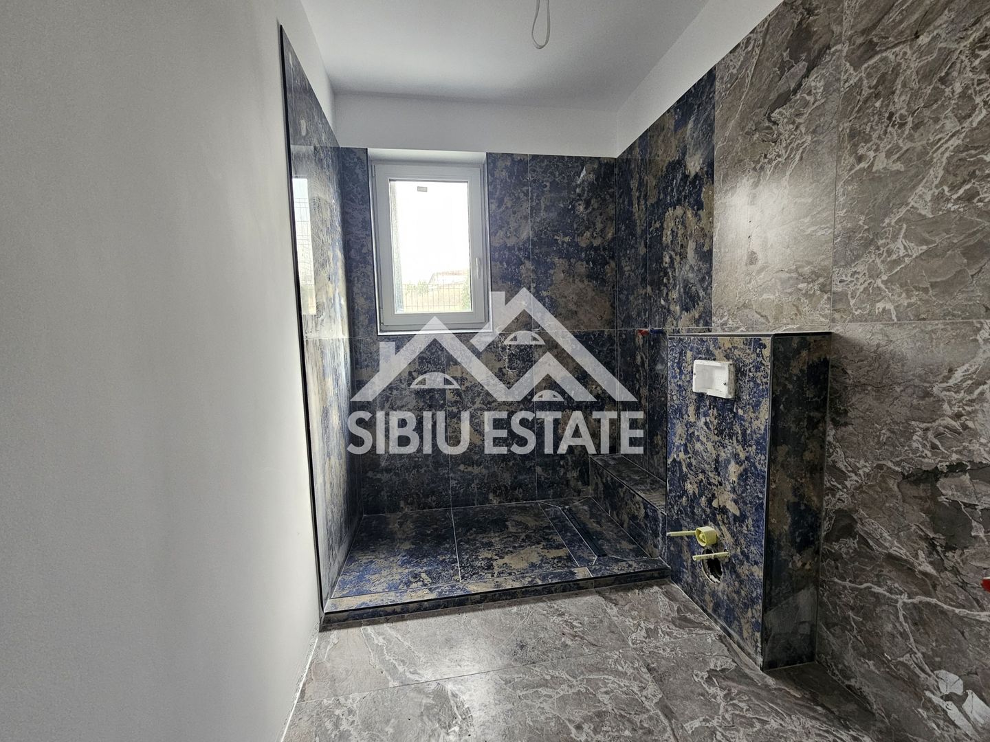 Casa moderna terase panoramice, garaj, curte mare - Poză 20