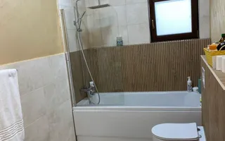 Casa ultrafinisata 199 mp utili garaj si teren 410 mp in Cisnadioara - Poză 12