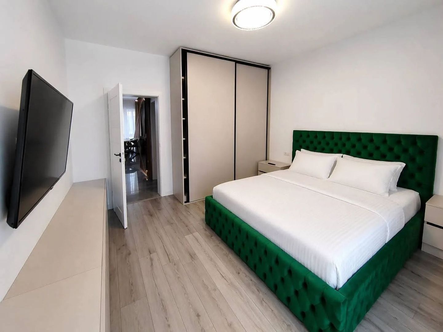 Apartament cu 3 camere de închiriat în Giroc - Poză 8