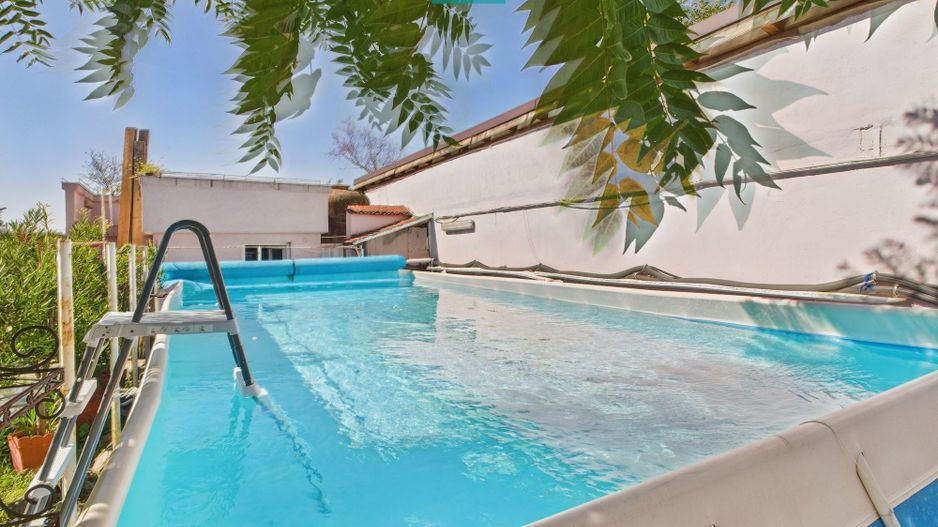 Casă cu piscină și teren generos, Sântana - Poză 7