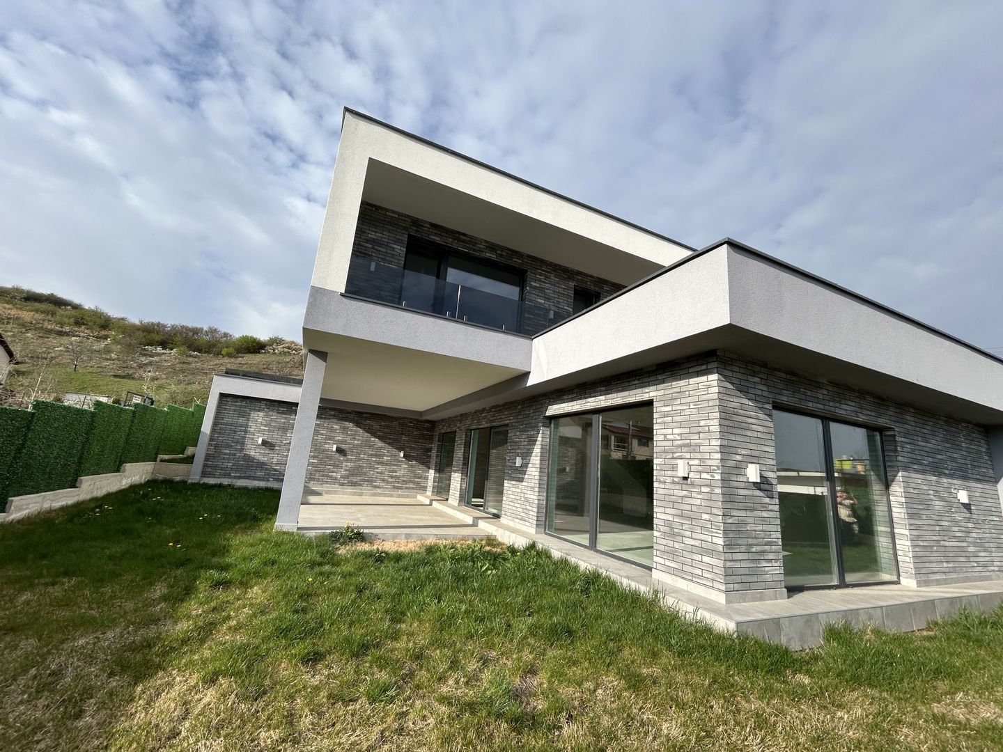 Casă modernă de vânzare Baciu – zona SunGarden - Poză 8