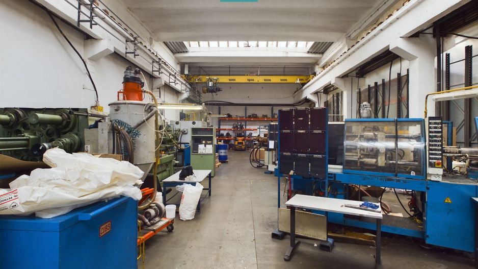 Hală industrială cu pod rulant 8 tone - Poză 1