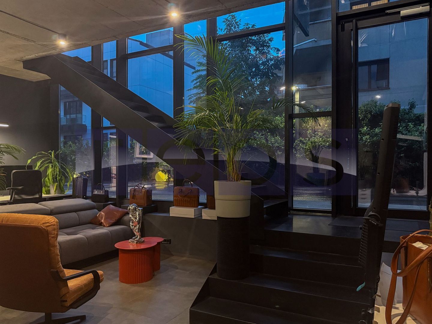 Inchiriere Spatiu Comercial / Birou in Win Herastrau | 2 Etaje | 2 Intrari 78mp - Poză 3