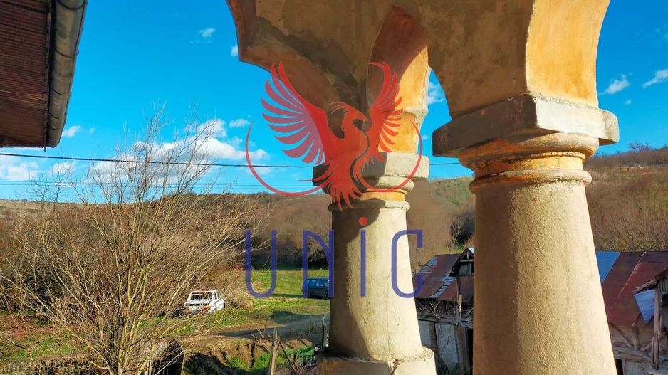 Conac Simnicul de sus Sat Cornet - Poză 24