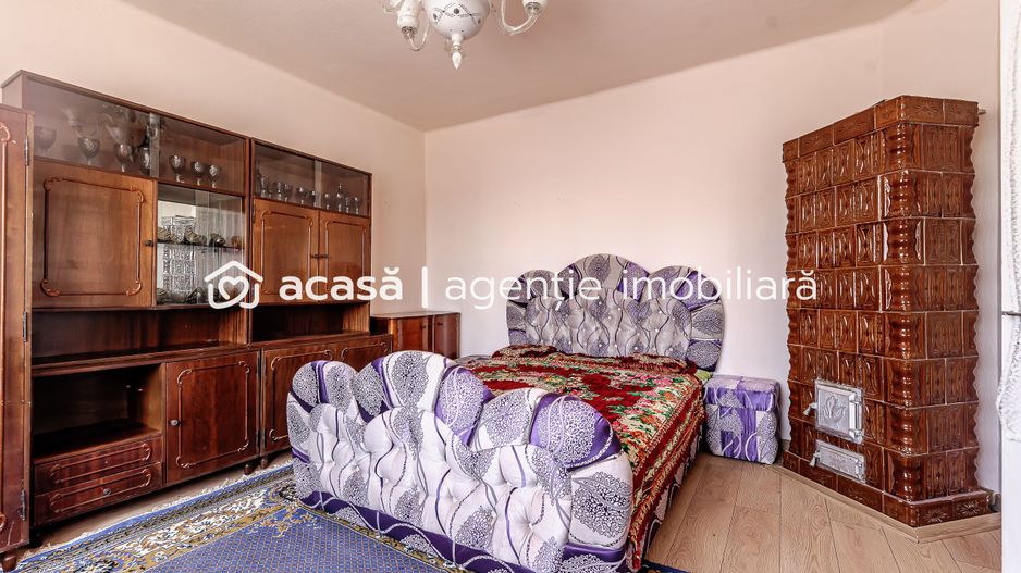 Casă cu 2 corpuri de clădire în Pecica, Arad. - Poză 11