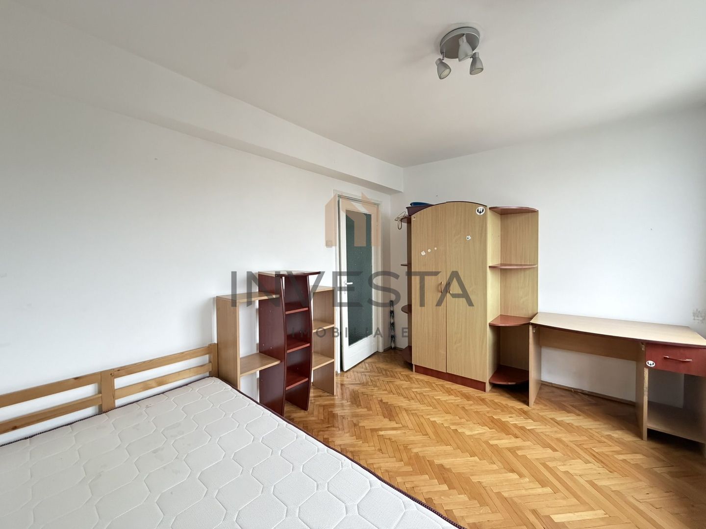 Apartament cu 2 camere decomandate si priveliste spre oras, Grigorescu - Poză 9