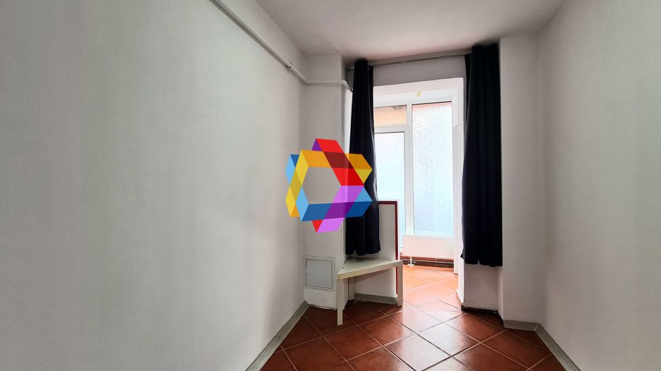 Spatiu comercial de închiriat  Brasov - 70 mp # spatii-comerciale-brasov.ro - Poză 6