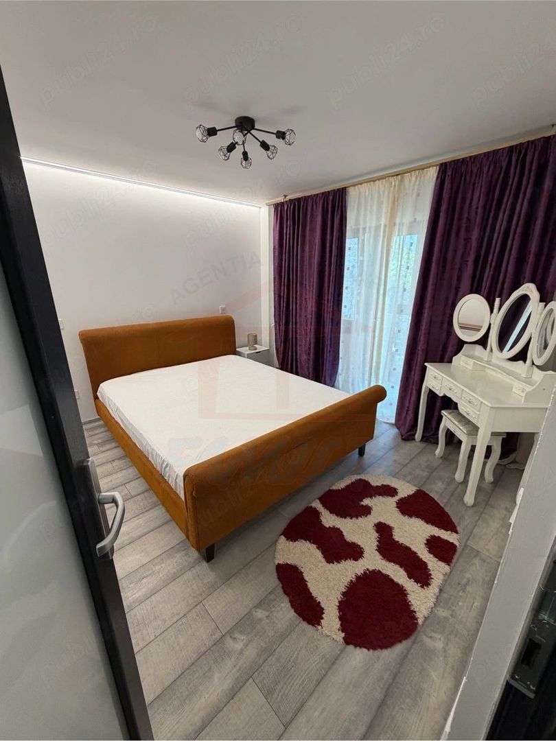 Inchiriere apartament 3 camere, Micro 14, 477 EURO/Luna - Poză 2